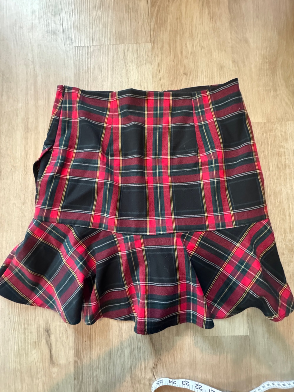 Trina Turk Conversation Plaid Print Skirt - NWOT - Picture 6 of 7